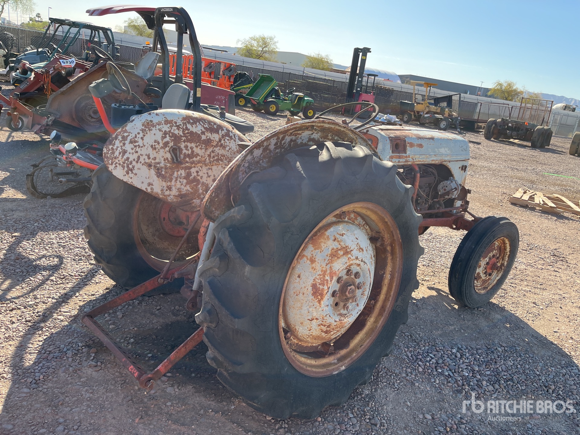 General Appearance with Picture, Right Rear Corner