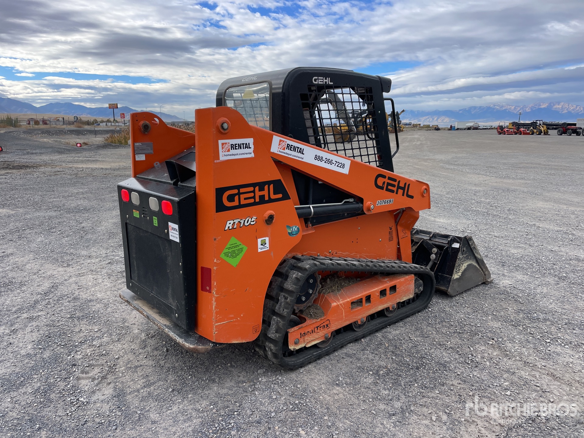 Aspect général with Image, coin arrière droit