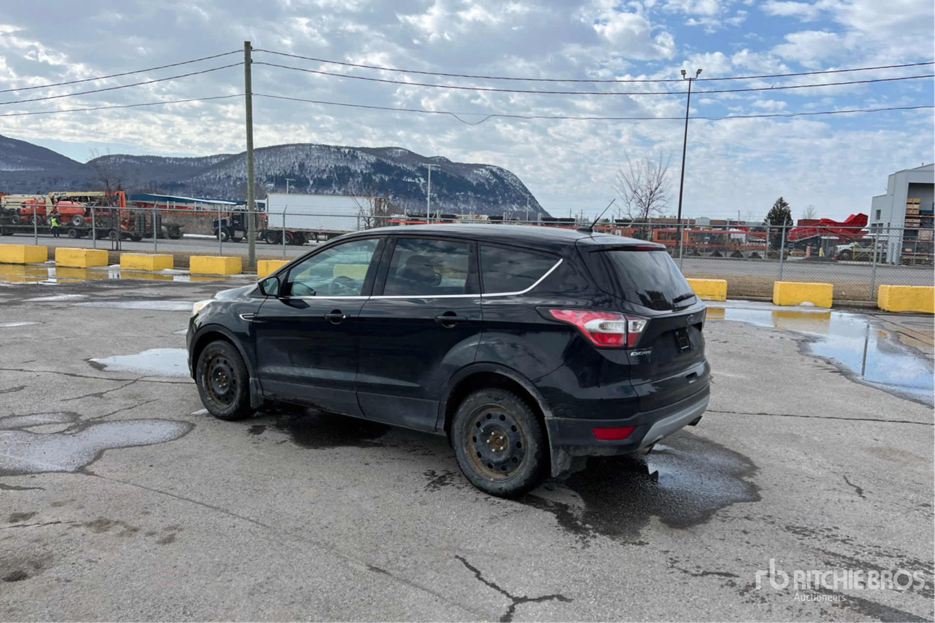 General Appearance with Picture, Left Rear Corner