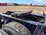 LL054328 - 2020 International LT625: Fifth Wheel