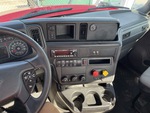 LL054328 - 2020 International LT625: Dash Components