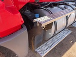 LL054329 - 2020 International LT625: DEF / AdBlue Tank