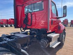 LL054329 - 2020 International LT625: Grab Rails