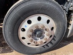 LN165744 - 2020 International LT625: Wheel Condition