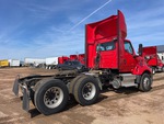 LN165744 - 2020 International LT625: Picture, Right Rear Corner