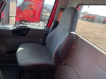 LL828225 - 2020 International LT625: Seats/Armrests
