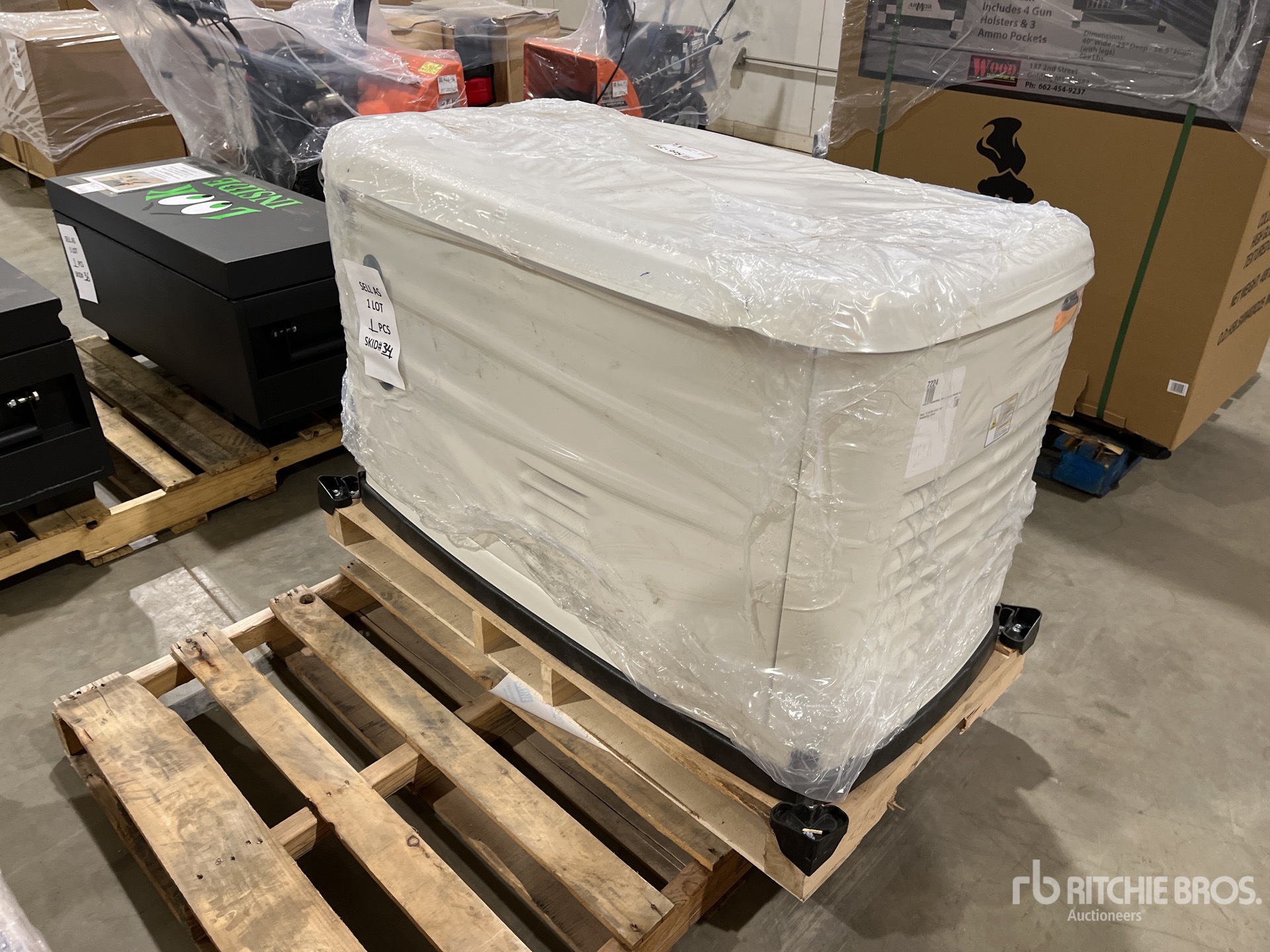 General Appearance with Picture, Left Front Corner