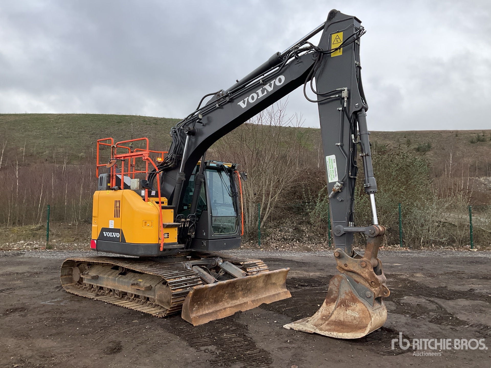 General Appearance with Picture, Right Front Corner