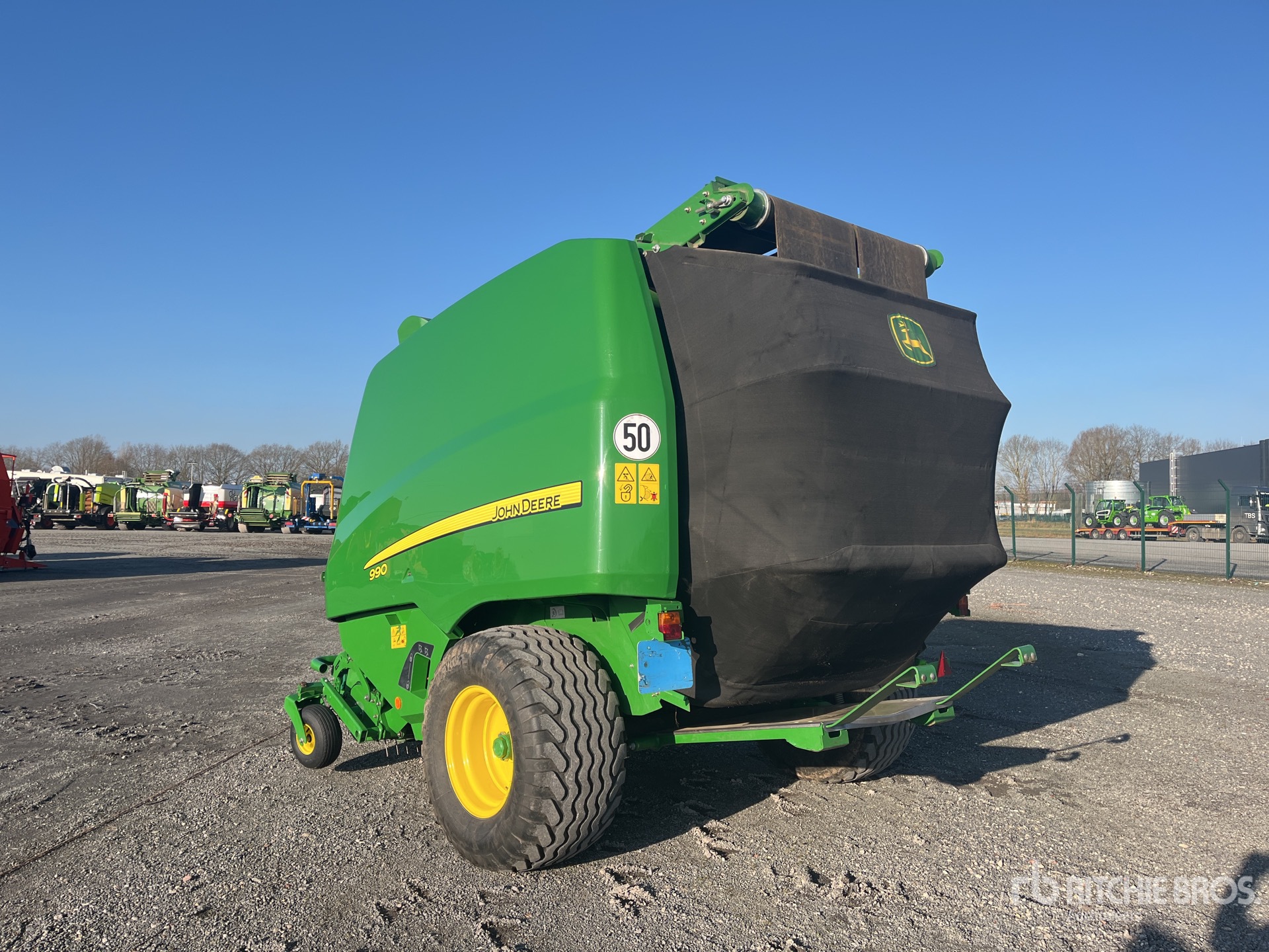 General Appearance with Bild, Ecke hinten links