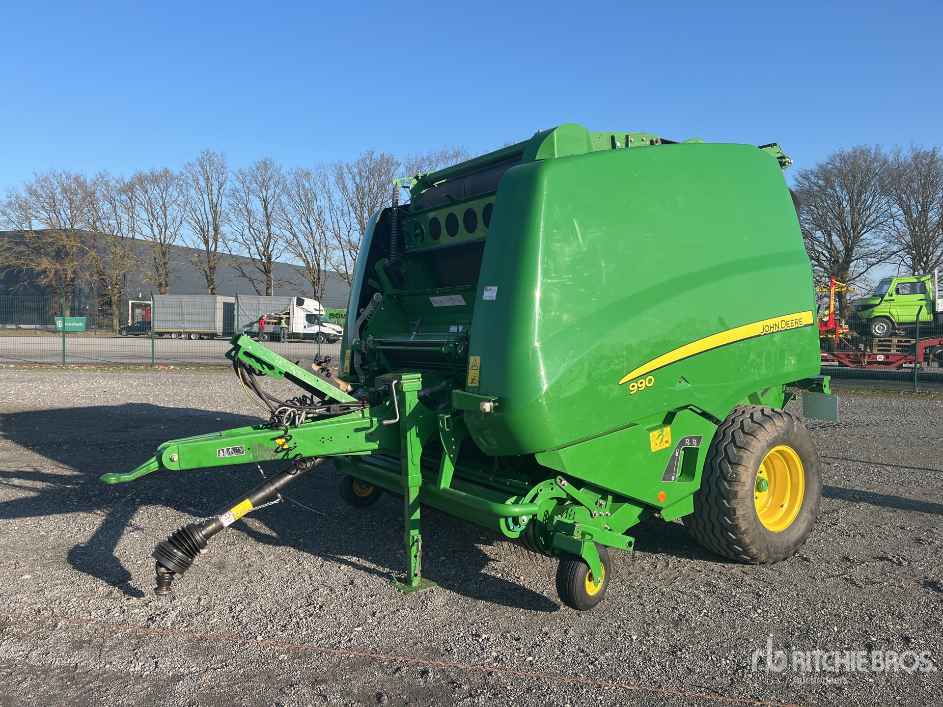 General Appearance with Bild, Ecke vorne links