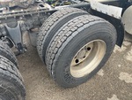 NN160595 - 2022 International LT625: Right Front Drive Tires