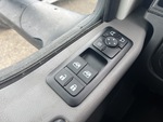 NN160595 - 2022 International LT625: Window Controls