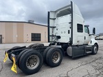 NN160595 - 2022 International LT625: Picture, Right Rear Corner