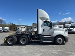 LN326015 - 2020 International LT625: Truck Paint and Body Damage