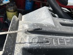 LN326015 - 2020 International LT625: Engine Oil level on Dipstick