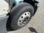 LN326015 - 2020 International LT625: Right Steer Tire