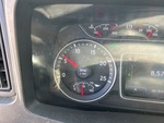 LN326015 - 2020 International LT625: Oil Pressure