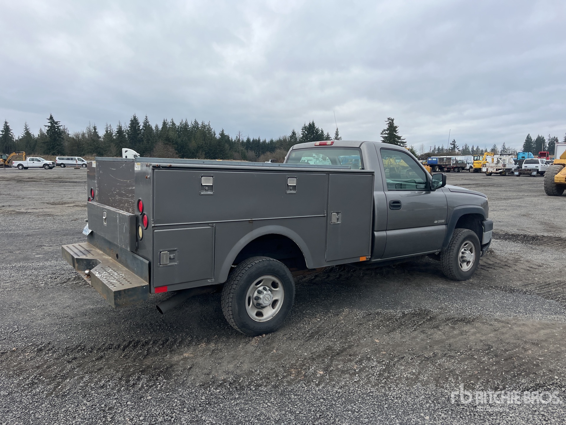General Appearance with Picture, Right Rear Corner