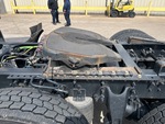 NN432659 - 2022 International LT625: Fifth Wheel