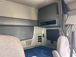 NN432659 - 2022 International LT625: Sleeper Interior