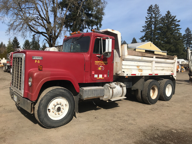 1977 International F-4370 T/A Dump Truck 1977 International F-4370 T/A Dump Truck