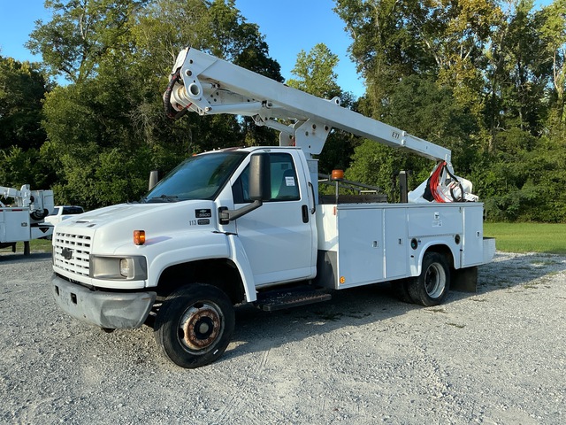 2006 ETI ETC37IH 37 ft on 2005 Chevrolet C5500 4x2 Bucket Truck 2006 ETI ETC37IH 37 ft on 2005 Chevrolet C5500 4x2 Bucket Truck
