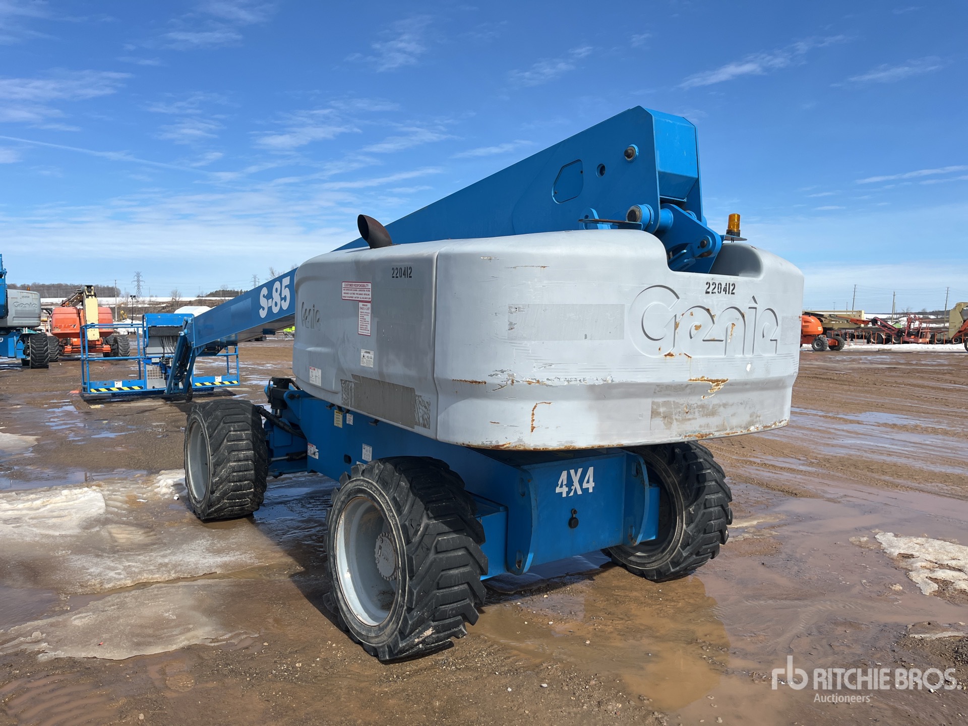 General Appearance with Picture, Left Rear Corner