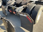 LN821798 - 2020 International RH613: Mud Flaps
