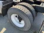 LN821798 - 2020 International RH613: Left Rear Drive Tires