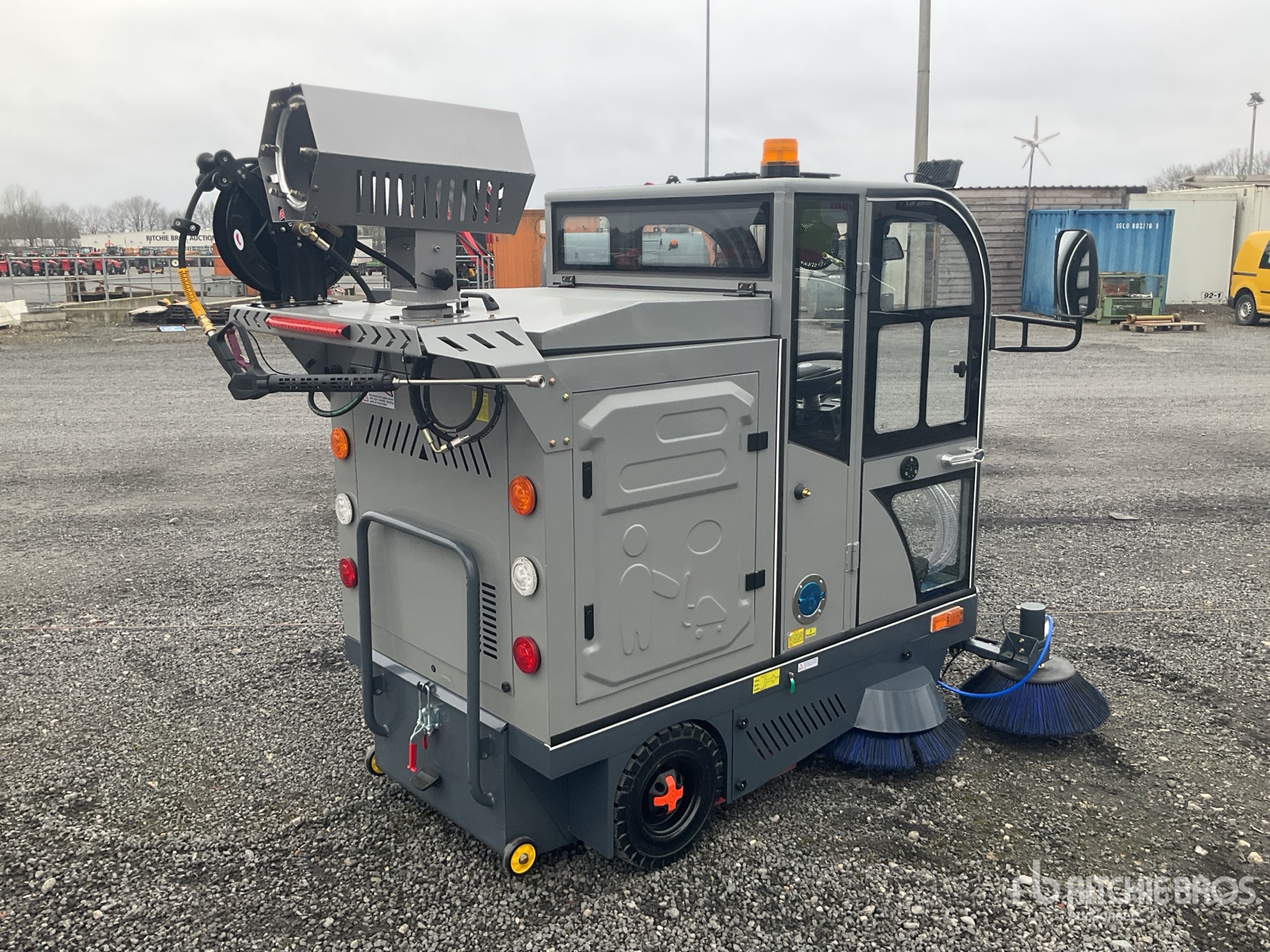 General Appearance with Picture, Right Rear Corner