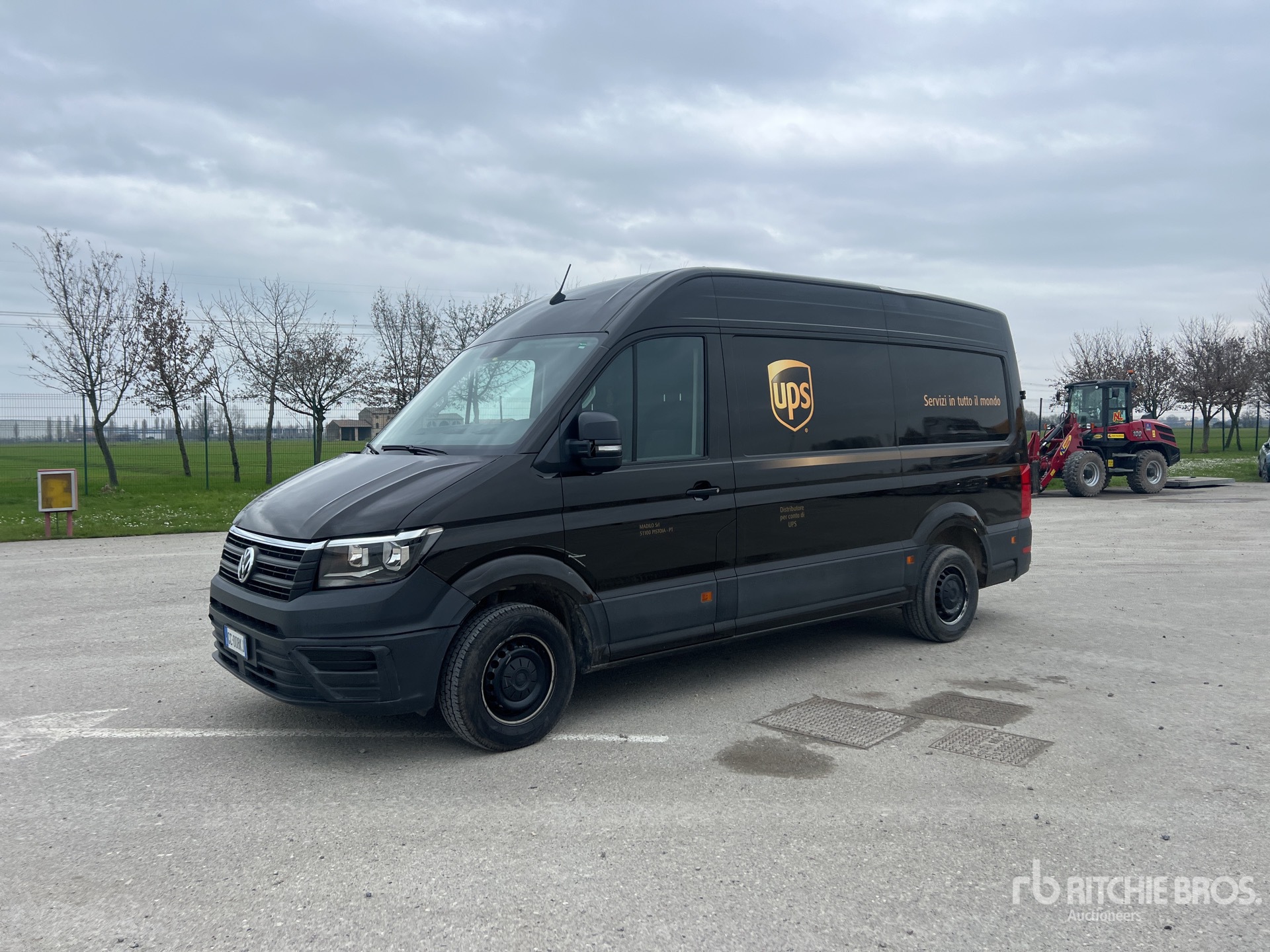 General Appearance with Foto, angolo anteriore sinistro