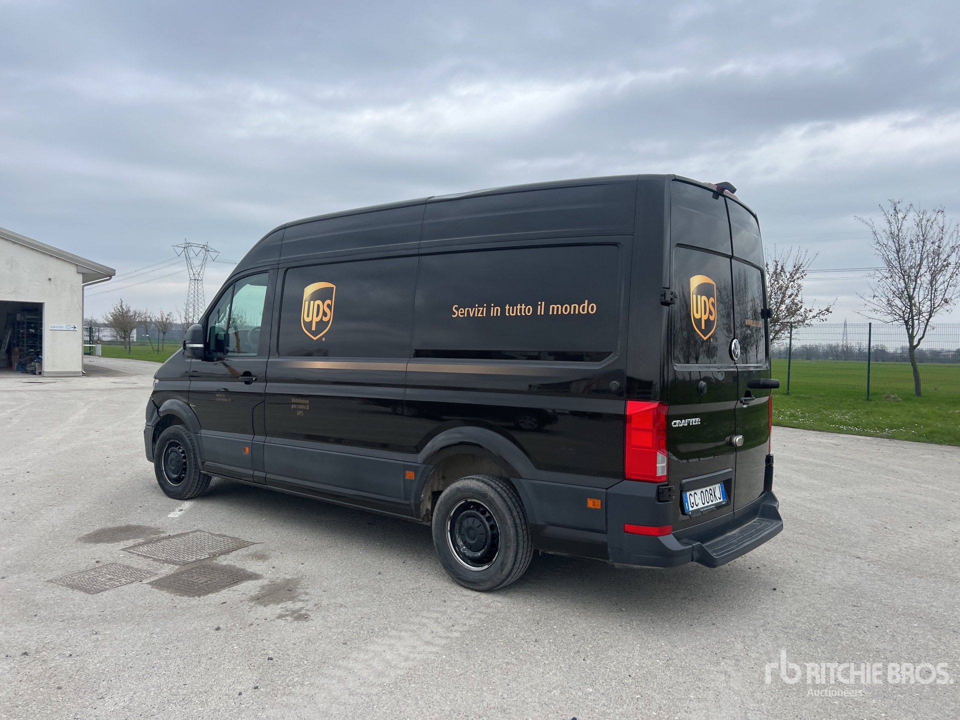 General Appearance with Foto, angolo posteriore sinistro