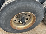 4 Underbody - Truck with 