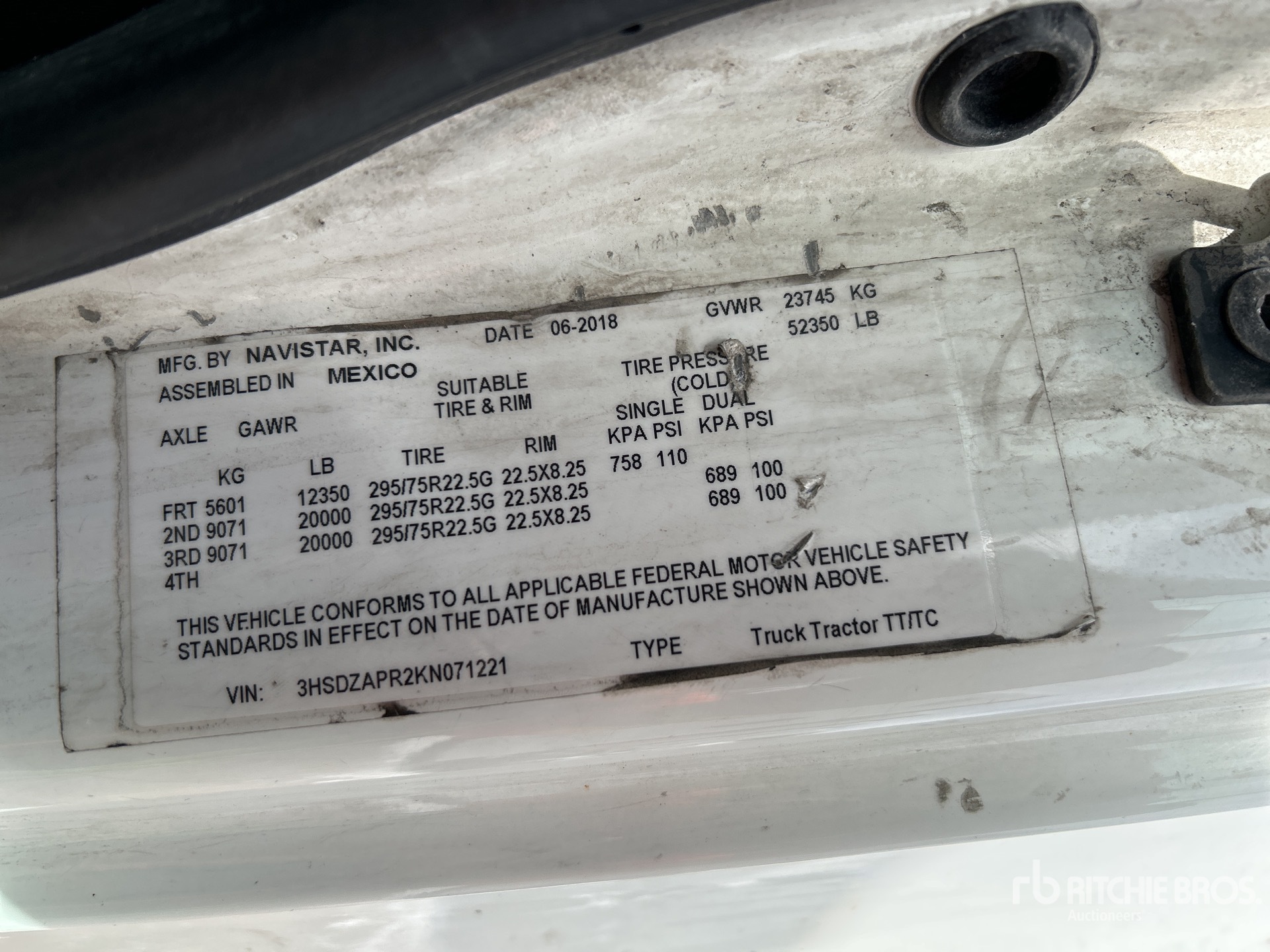 General Appearance with Serial Number / VIN