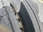 4 Underbody - Truck with 