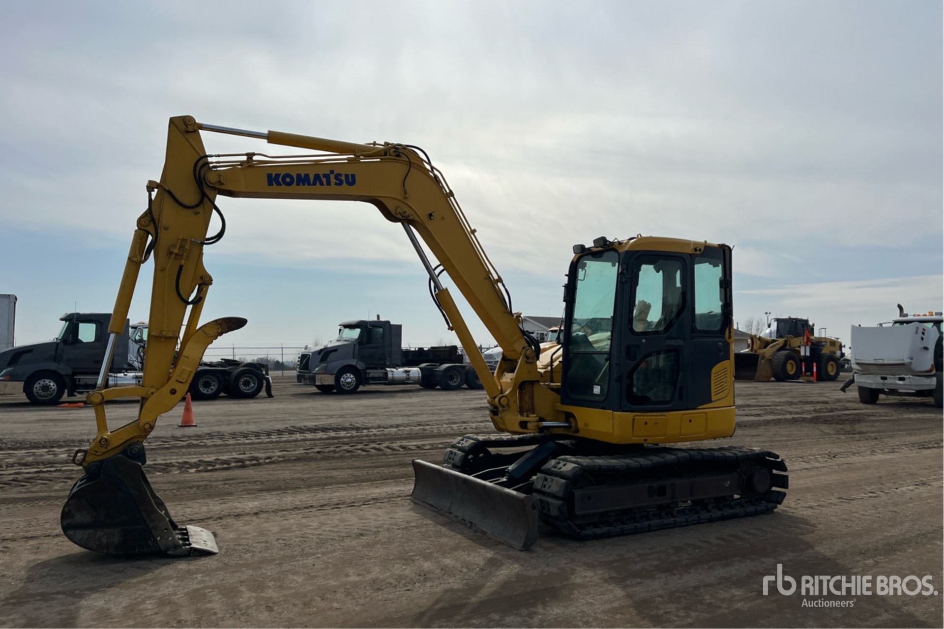 General Appearance with Image, coin avant gauche