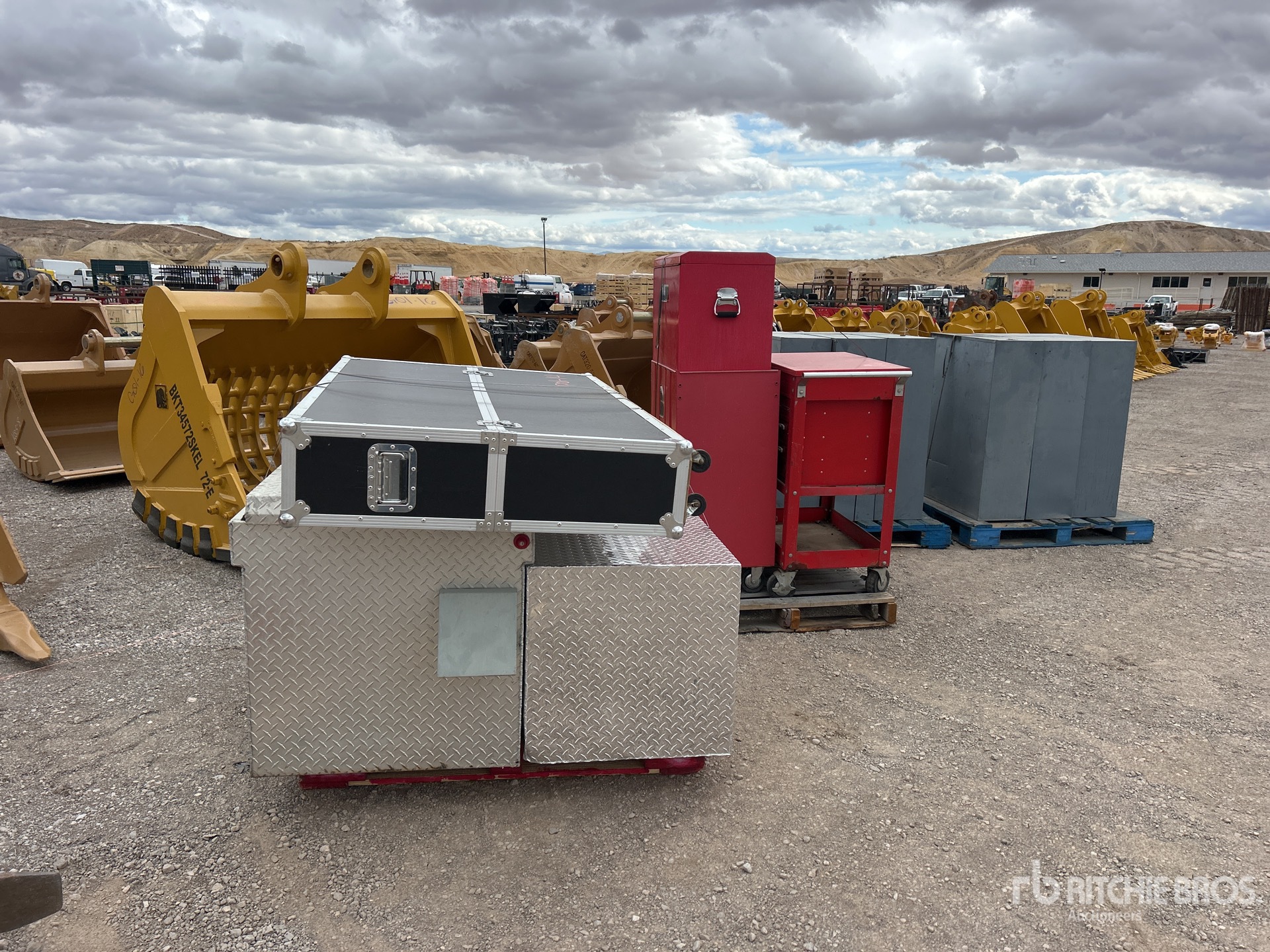 General Appearance with Foto, angolo anteriore destro