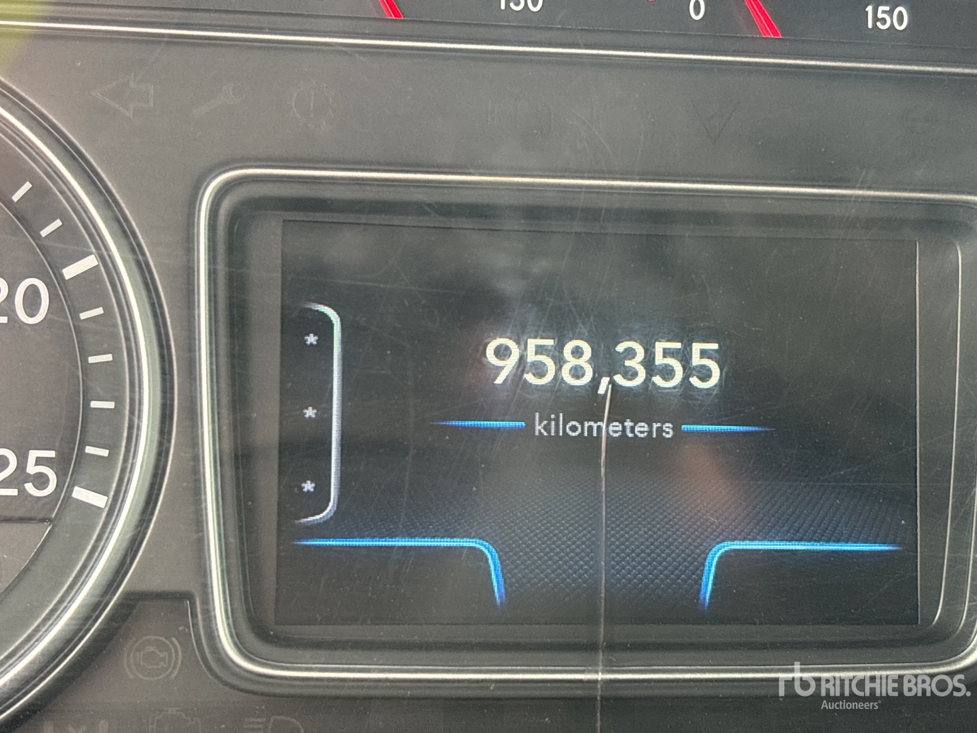 General Appearance with Hour Meter / Odometer