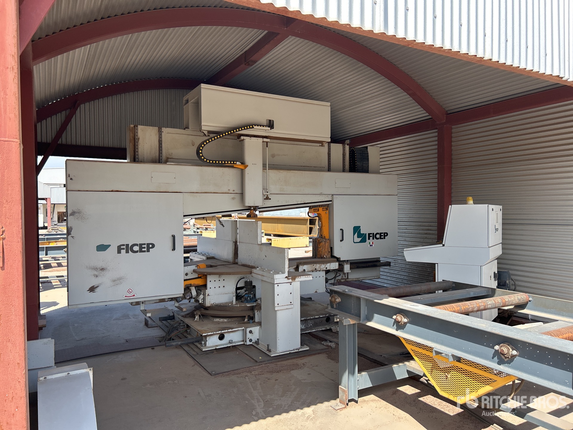 General Appearance with Image, coin avant droit