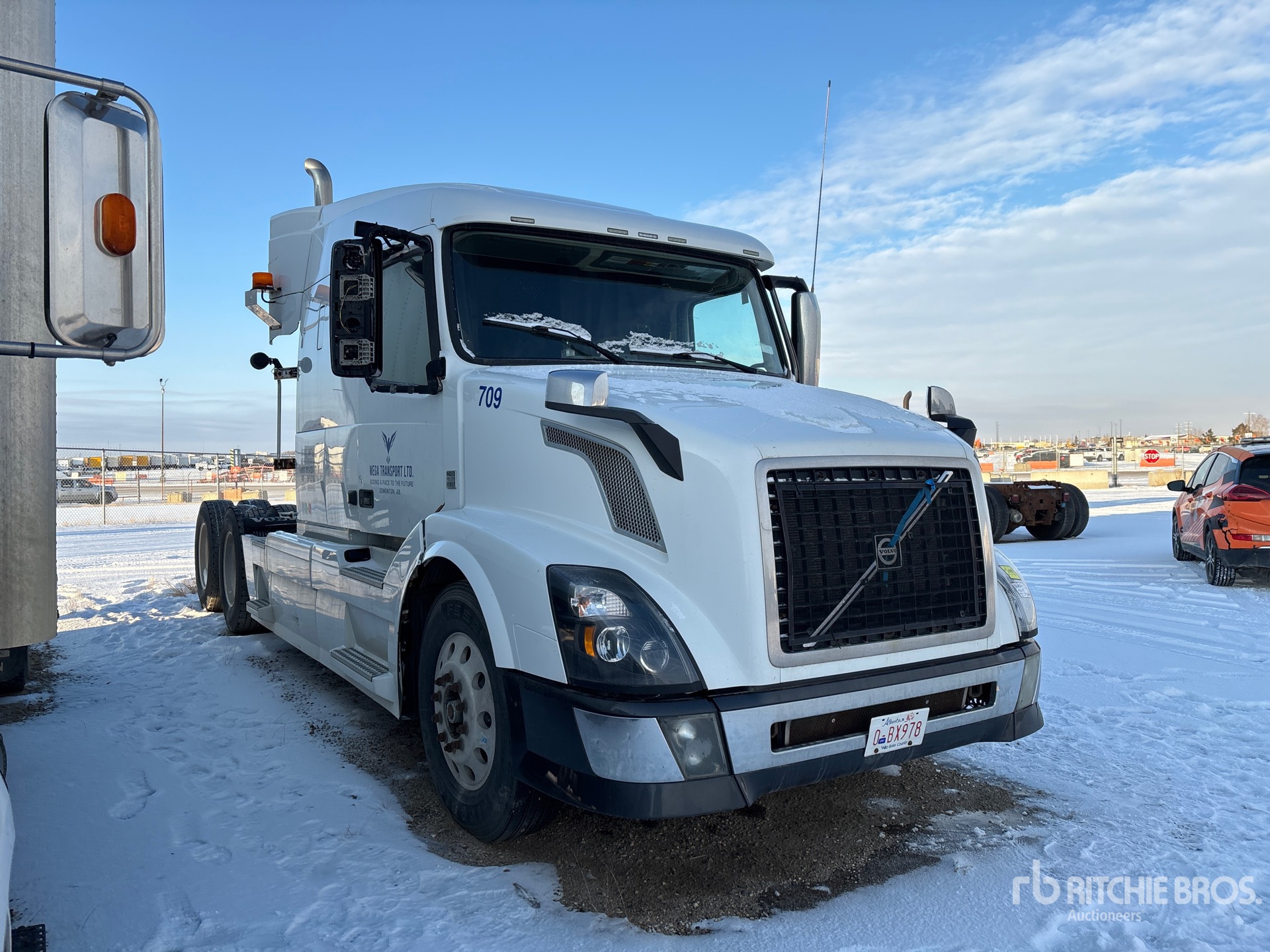 Aspect général with Image, coin avant droit