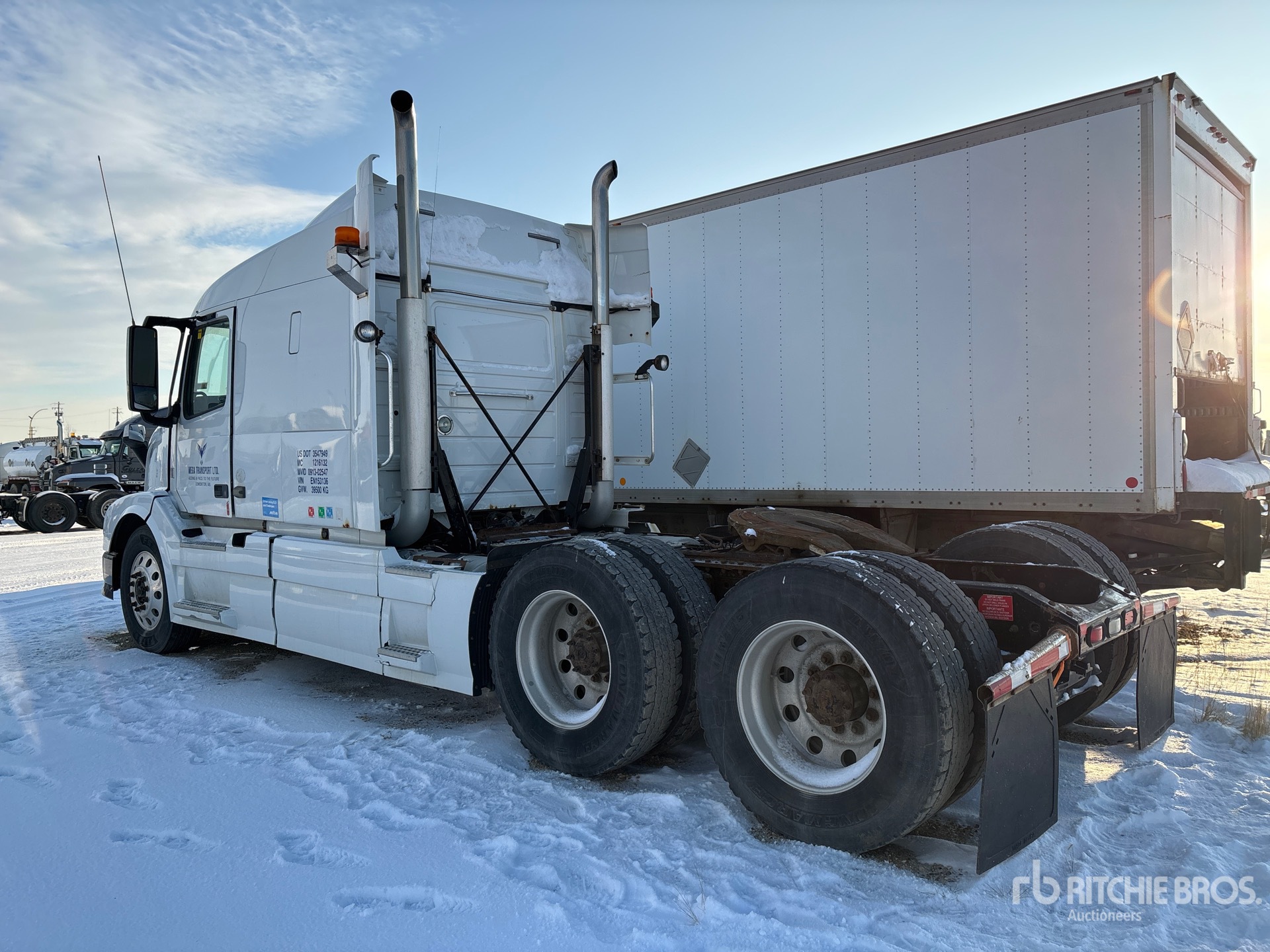 Aspect général with Image, coin arrière gauche