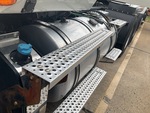 LN564874 - 2020 International LT625: Fuel Leaks