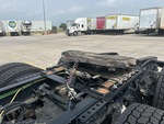 NN027404 - 2022 International LT625: Fifth Wheel