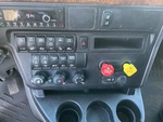 NN399371 - 2022 International LT625: Brake Control
