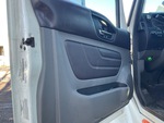 NN399371 - 2022 International LT625: Cab Doors
