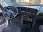 NN399371 - 2022 International LT625: Control Station # 10