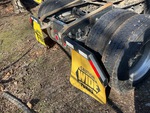 LN564074 - 2020 International LT625: Mud Flaps