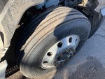LN564074 - 2020 International LT625: Right Steer Tire