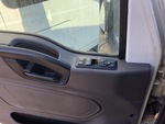 LN564074 - 2020 International LT625: Window Controls