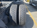 NN617287 - 2022 International LT625: Right Center Drive Tires